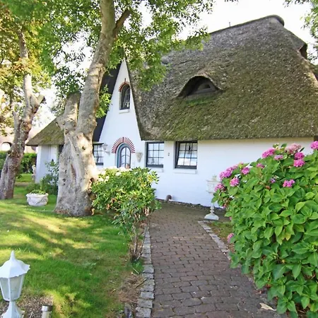 Pesel Im Friesenhaus Sieben-linden Ebenerdig Apartment *